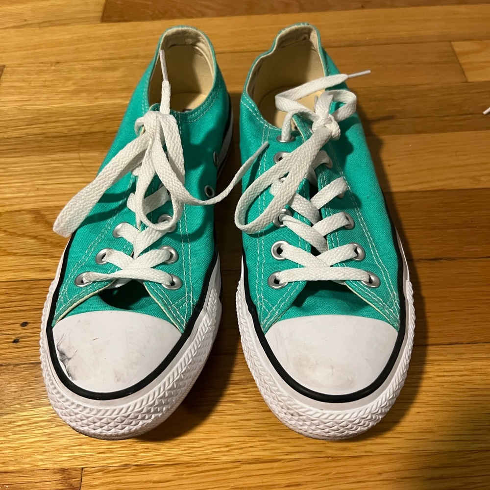 Unisex Blue Converse 💙🤍